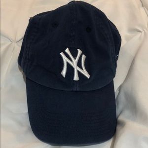 NY yankees hat (adjustable)
